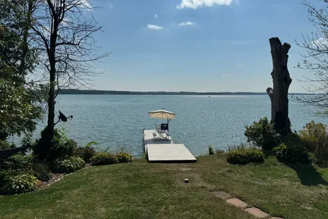 22 Lakeview Boulevard, ON K0M 2C0