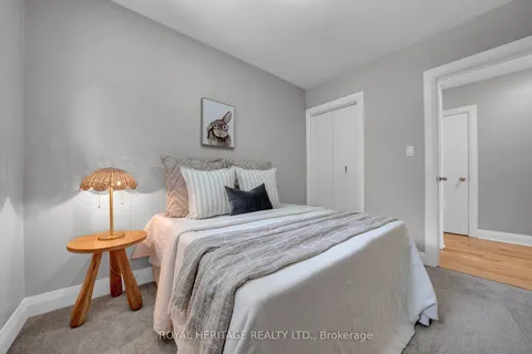 19 Alfred Street, ON L1A 2W9