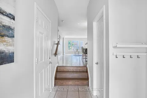 333 Brigitta Street, ON K2S 0H9