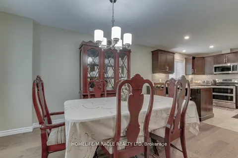 136 Cherry Street, ON N5C 1H7