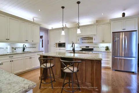 135 Algonquin Drive, ON N4L 0A7