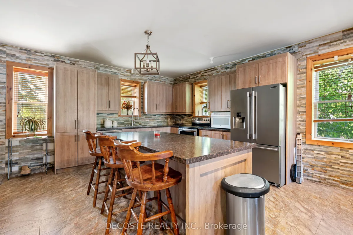 1 Mechanic Street, ON K0C 1T0