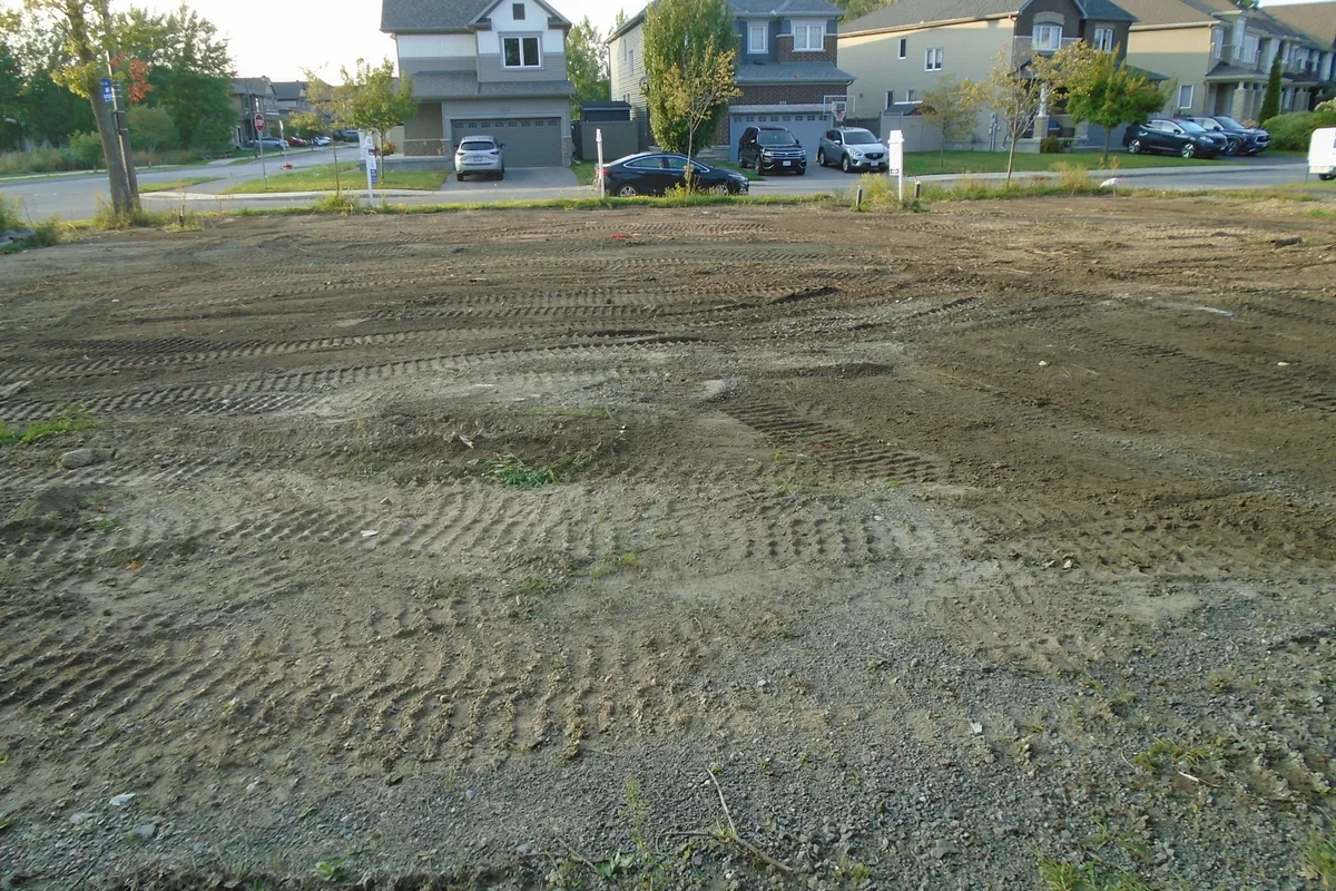 285 Enclave Walk Walk, ON K4B 1H9