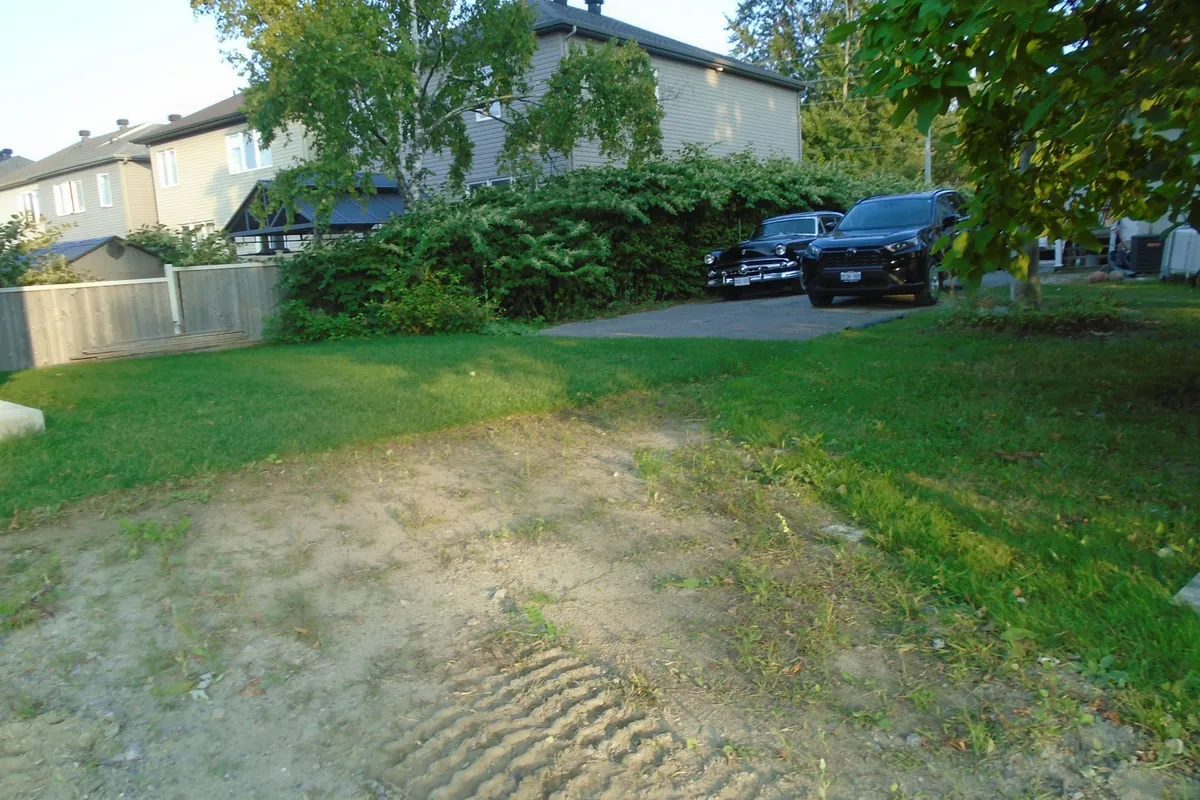 283 Enclave Walk, ON K4B 1H9