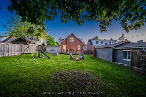 158 Lucan Avenue, ON N2J 1W7