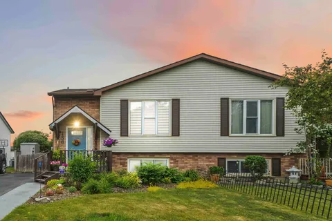 158 Windsor Street, ON L3C 6T6