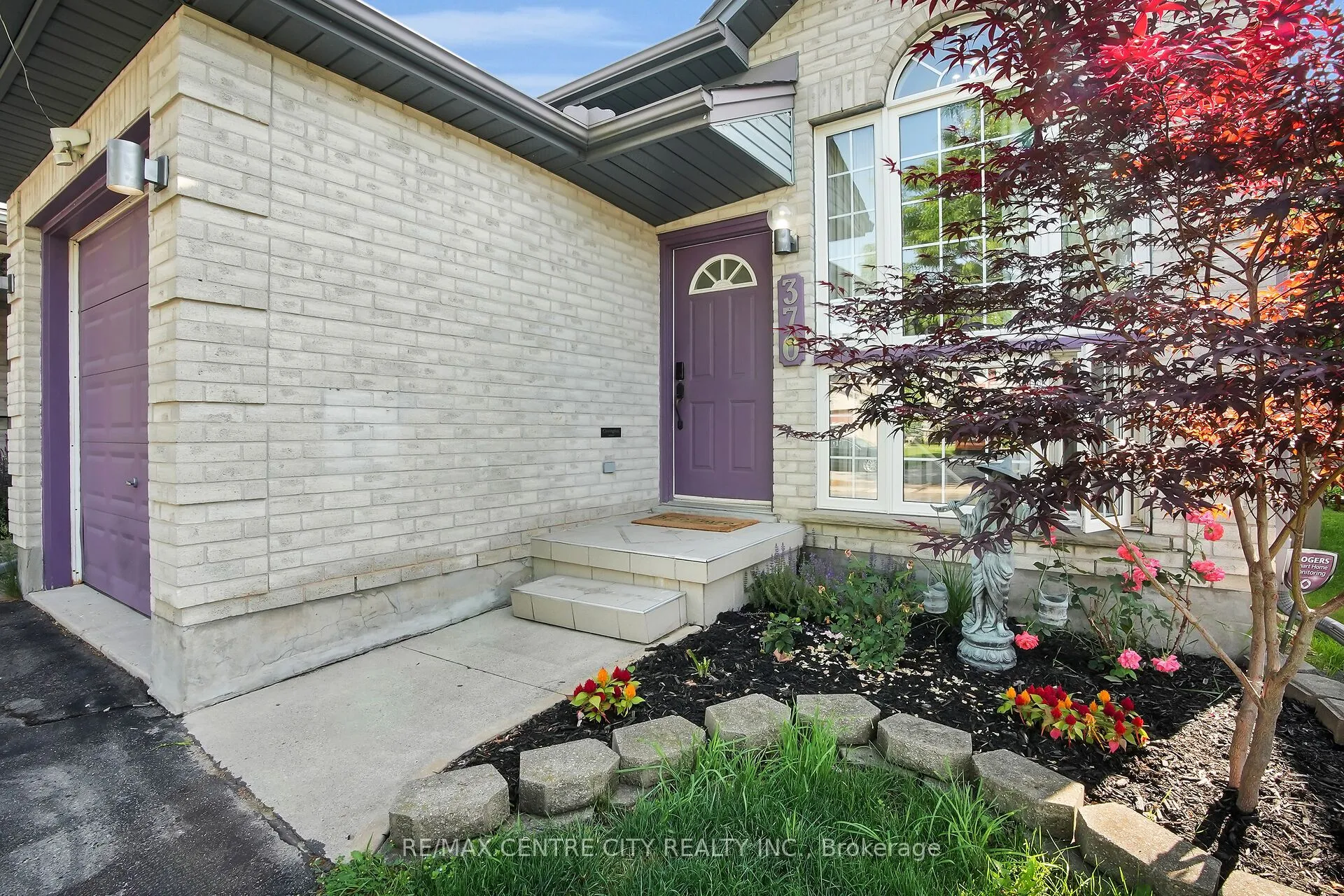 370 Brookhaven Place, ON N5Y 5N4