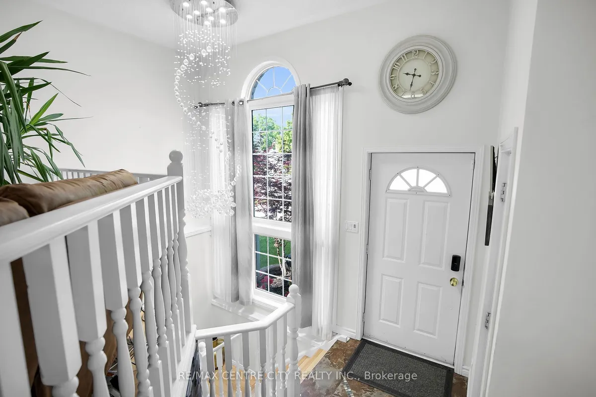 370 Brookhaven Place, ON N5Y 5N4