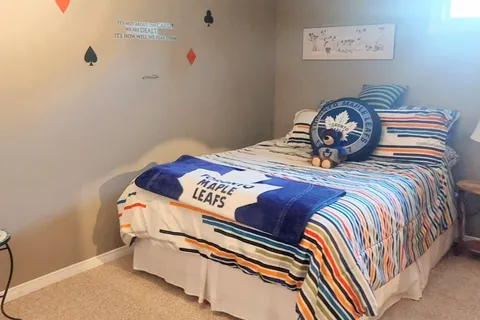 99 Maple Street, ON K0L 1C0