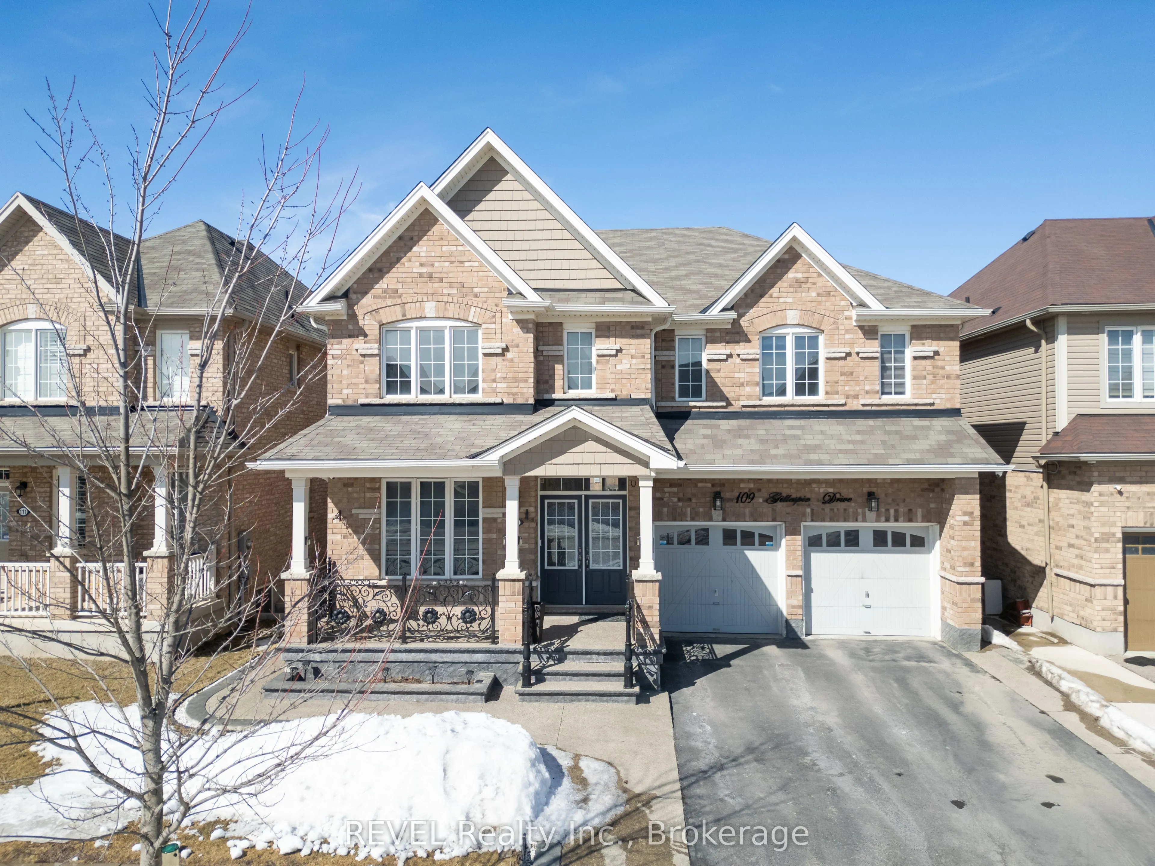 109 GILLESPIE Drive, ON N3T 0K1