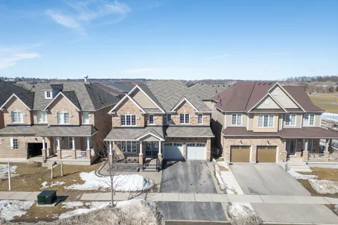 109 GILLESPIE Drive, ON N3T 0K1