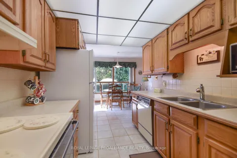 4 Colton Court, ON K6V 6W4