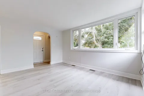 38 St David Street, ON K9V 1N3