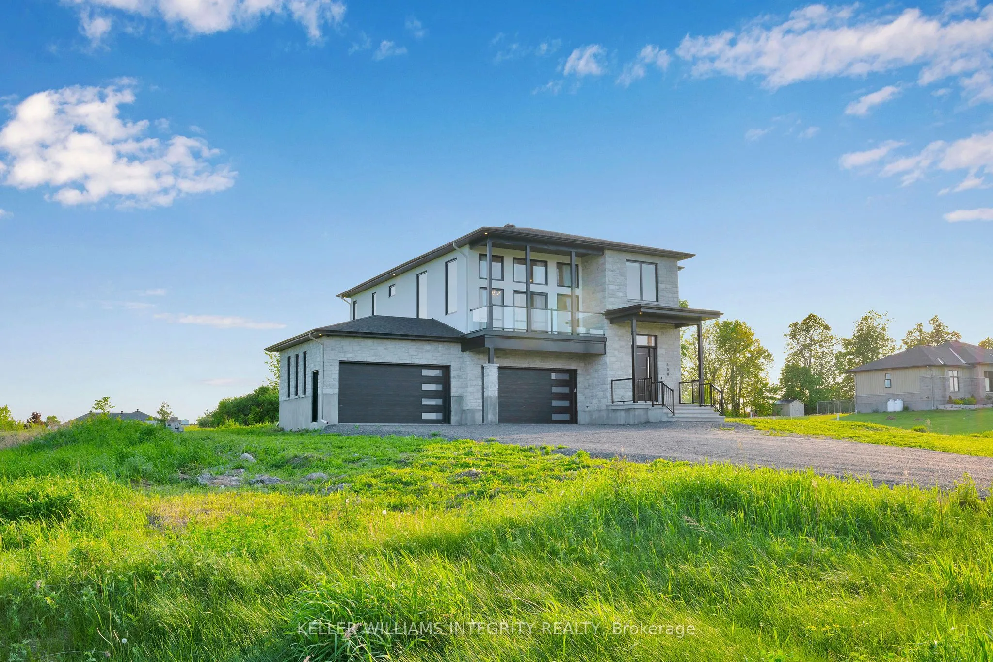 400 Gaelic Glen Ridge, ON K0A 1B0