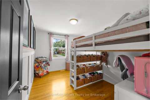 25 Laurier Road, ON N5P 3N6