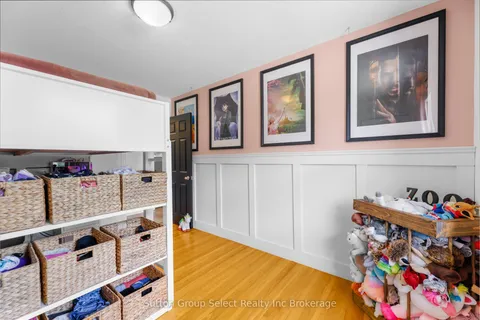 25 Laurier Road, ON N5P 3N6