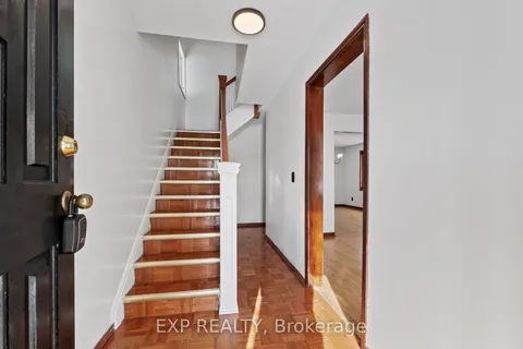 30 Dufferin Street, ON L2A 2T5