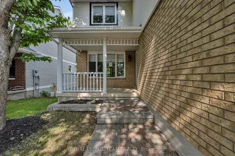 2207 Nature Trail Crescent, ON K1W 1E7