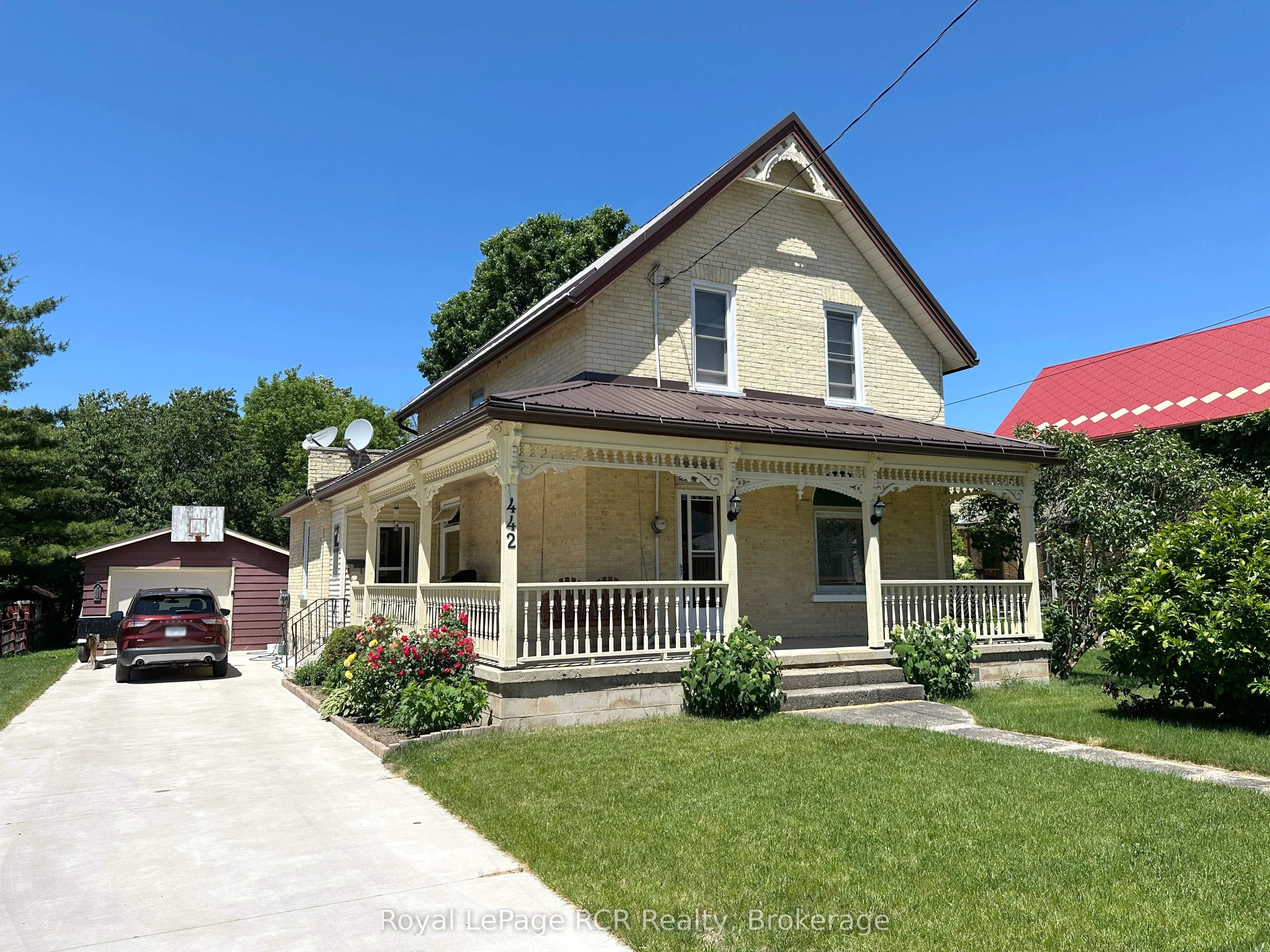 442 11th Street, ON N4N 1S7