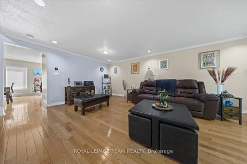29 Appledale Drive, ON K2J 4W5