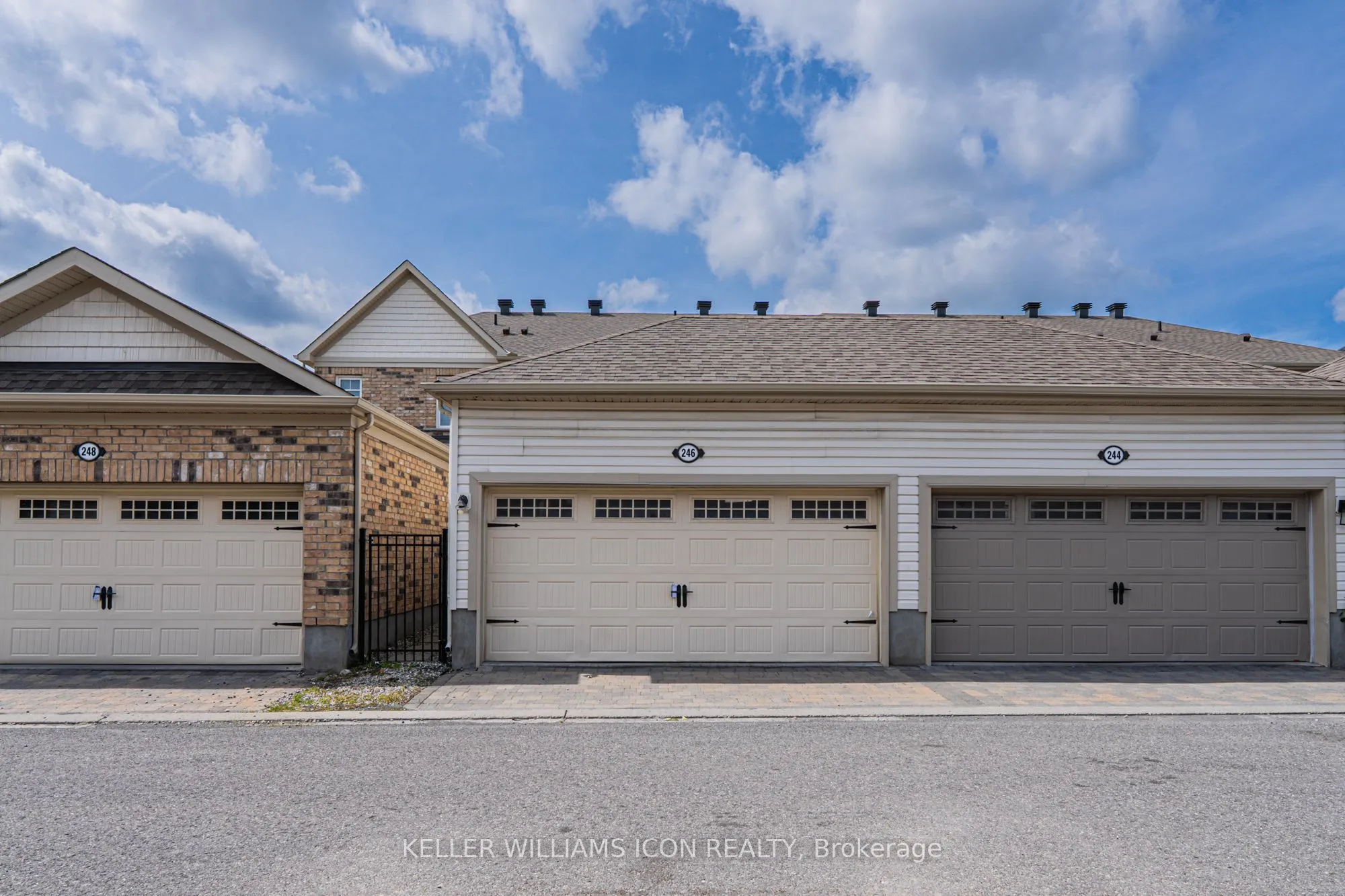 246 Longfields Drive, ON K2J 5Y7