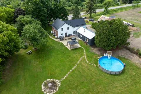 1454 County Road 2 Road, ON K0E 1R0