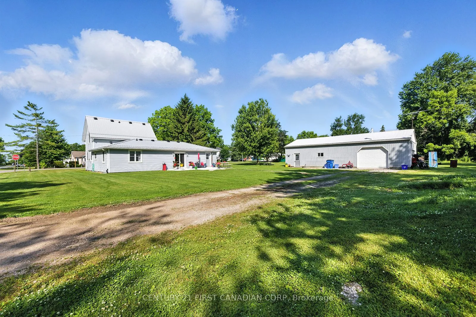 19089 Hill Road, ON N0P 1X0