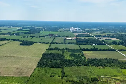 8296 Fallowfield Road, ON K0A 1B0