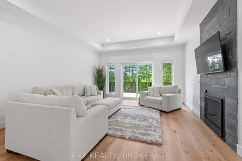 2722 DELMAR Street, ON K7P 0J1