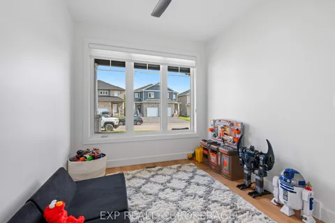 2722 DELMAR Street, ON K7P 0J1