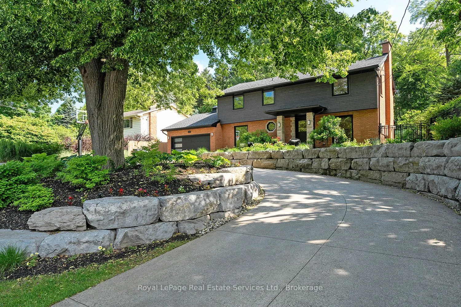 111 Judith Crescent, ON L9G 1L3