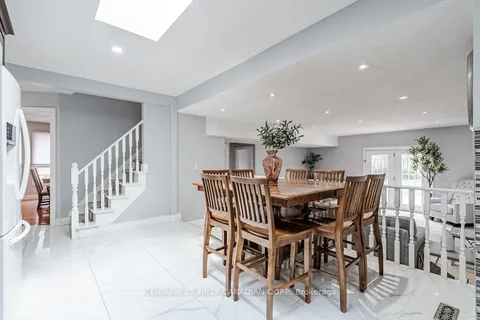 169 Ashley Crescent, ON N6E 3P9