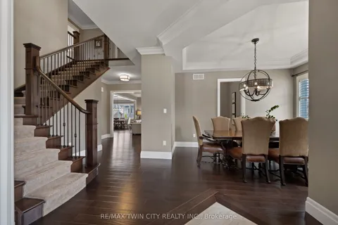 546 Manor Ridge Crescent, ON N2K 0B4