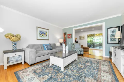 1329 Fontenay Crescent, ON K1V 7K5