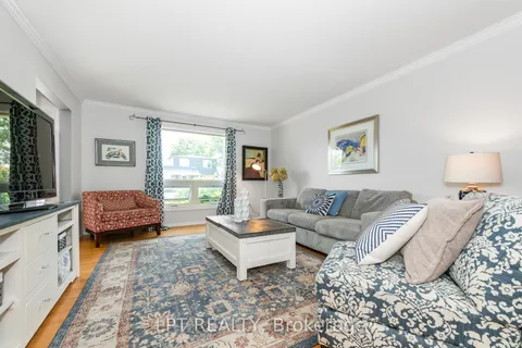 1329 Fontenay Crescent, ON K1V 7K5
