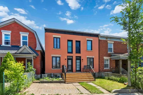 8 Orangeville Estates, ON K1S 3C8