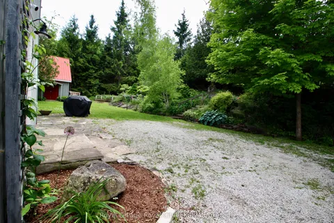 14 Dock Lane, ON N0H 1Z0