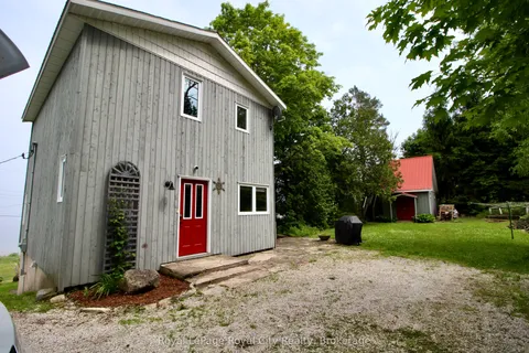 14 Dock Lane, ON N0H 1Z0