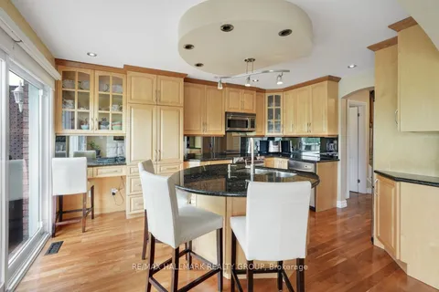29 Windeyer Crescent, ON K2K 2P6