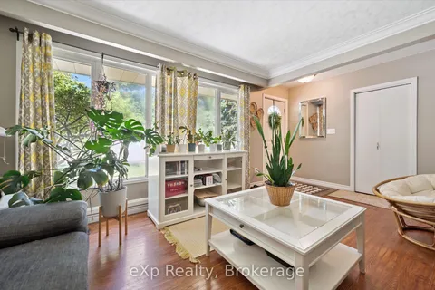 550 Elora Street, ON N1M 1Y8