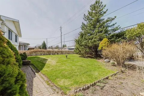 120 Fanshawe Park Road, ON N6G 5C4