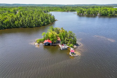 00000 Bracken Island 125 N/A, ON P0H 1H0
