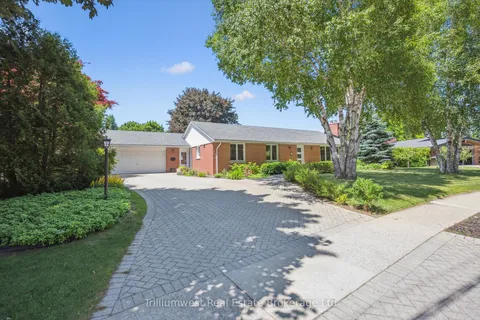 96 Callander Drive, ON N1E 4H8