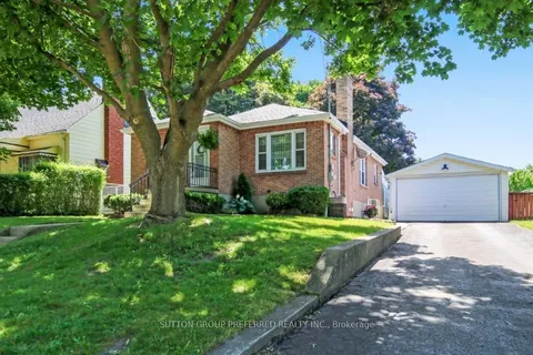 695 Ecclestone Street, ON N5Y 3Z8