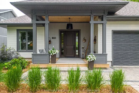 108 Stuart Court, ON N0H 2P0