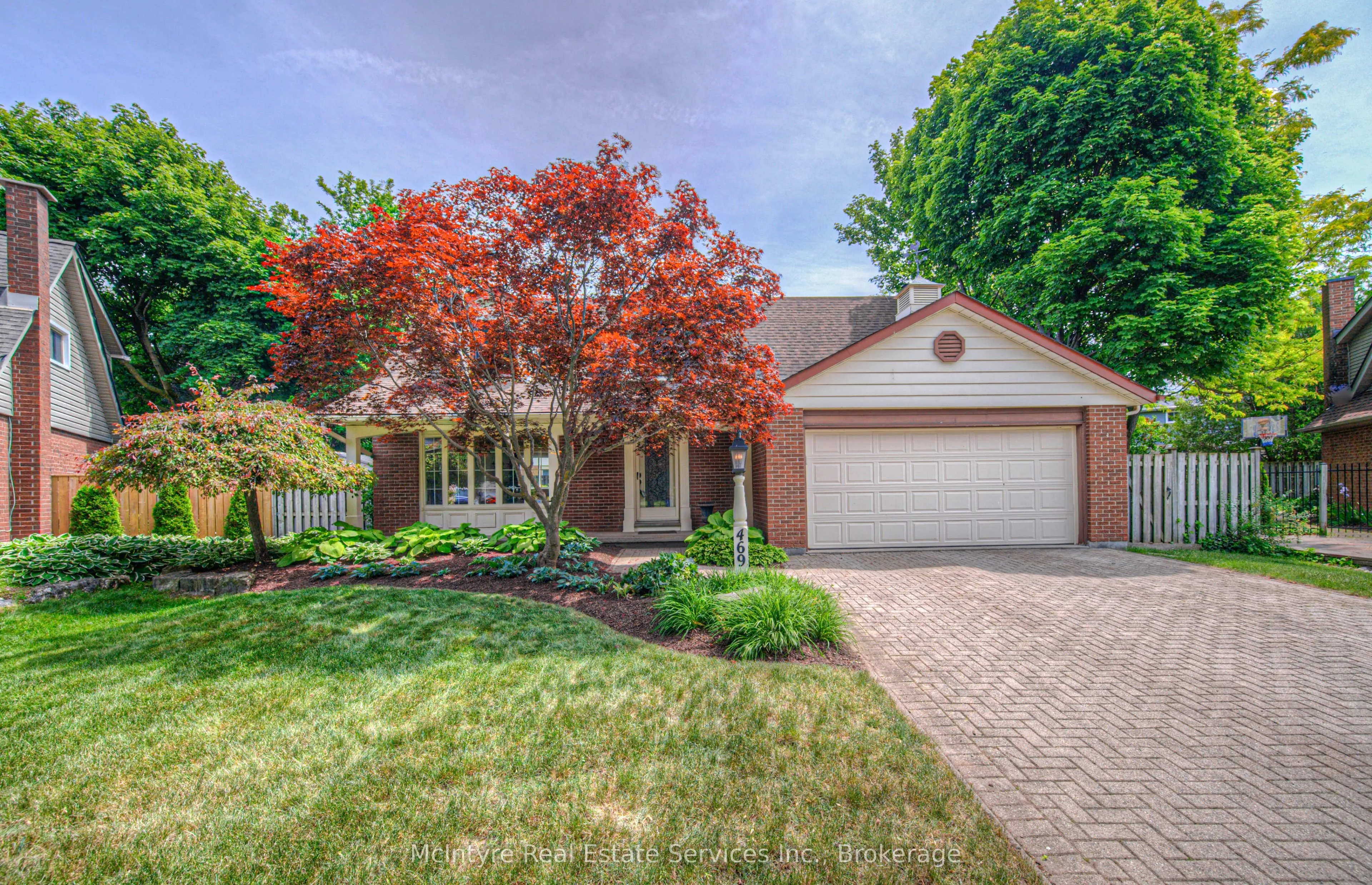 469 Hunterswood Court, ON N2K 3E7