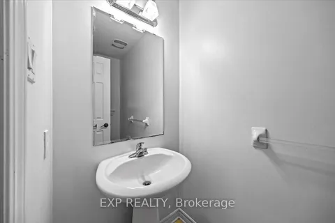 264 Bradwell Way, ON K1T 4J2