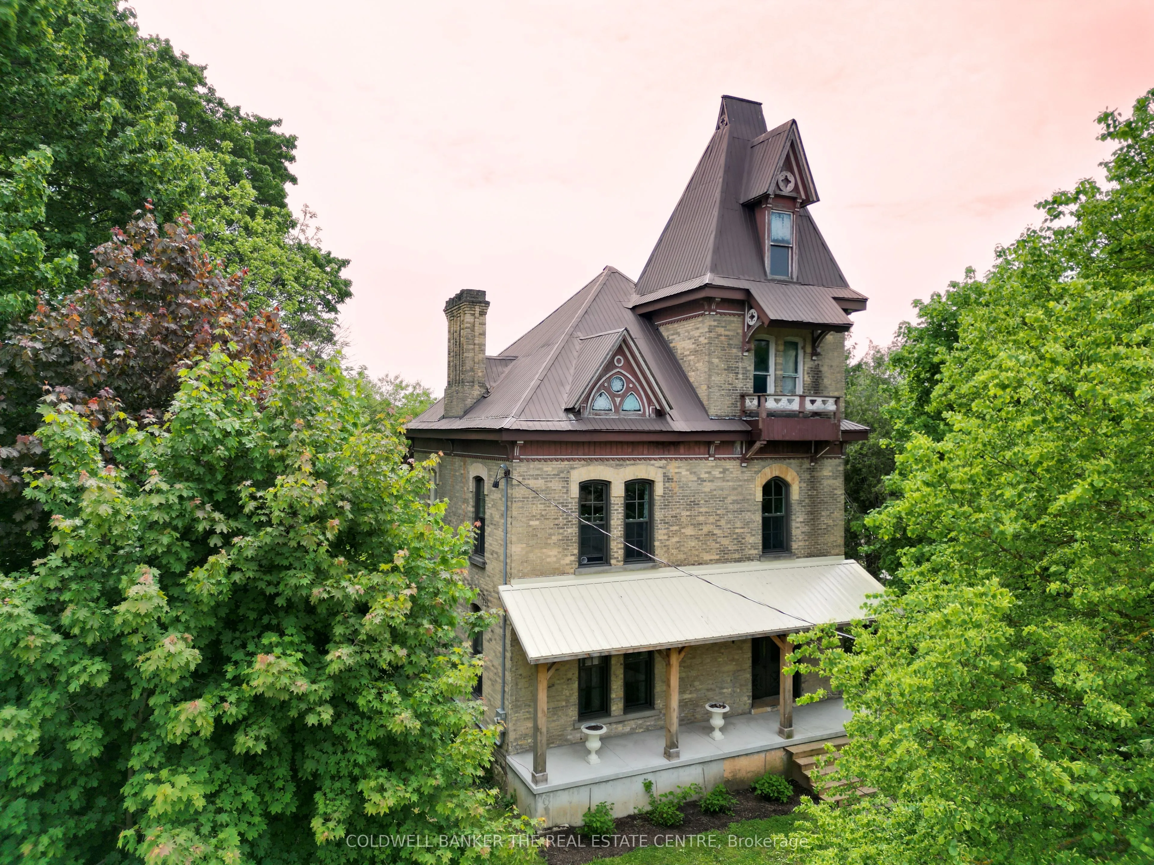 150 WELLINGTON Street, ON N0G 2L2