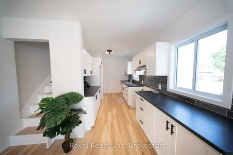 178 Judge Avenue, ON P1A 1B6