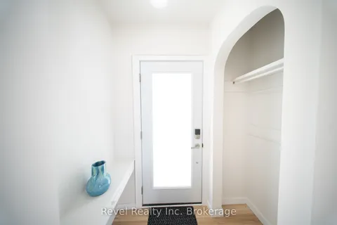 178 Judge Avenue, ON P1A 1B6